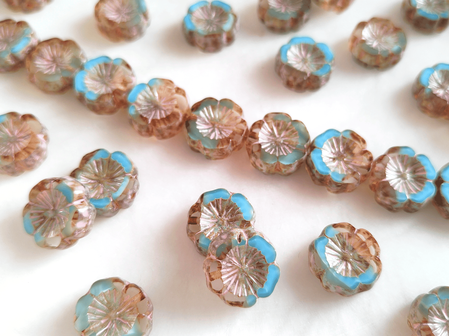 Hawaii flower beads 14 mm - colorless, light blue & light pink Picasso